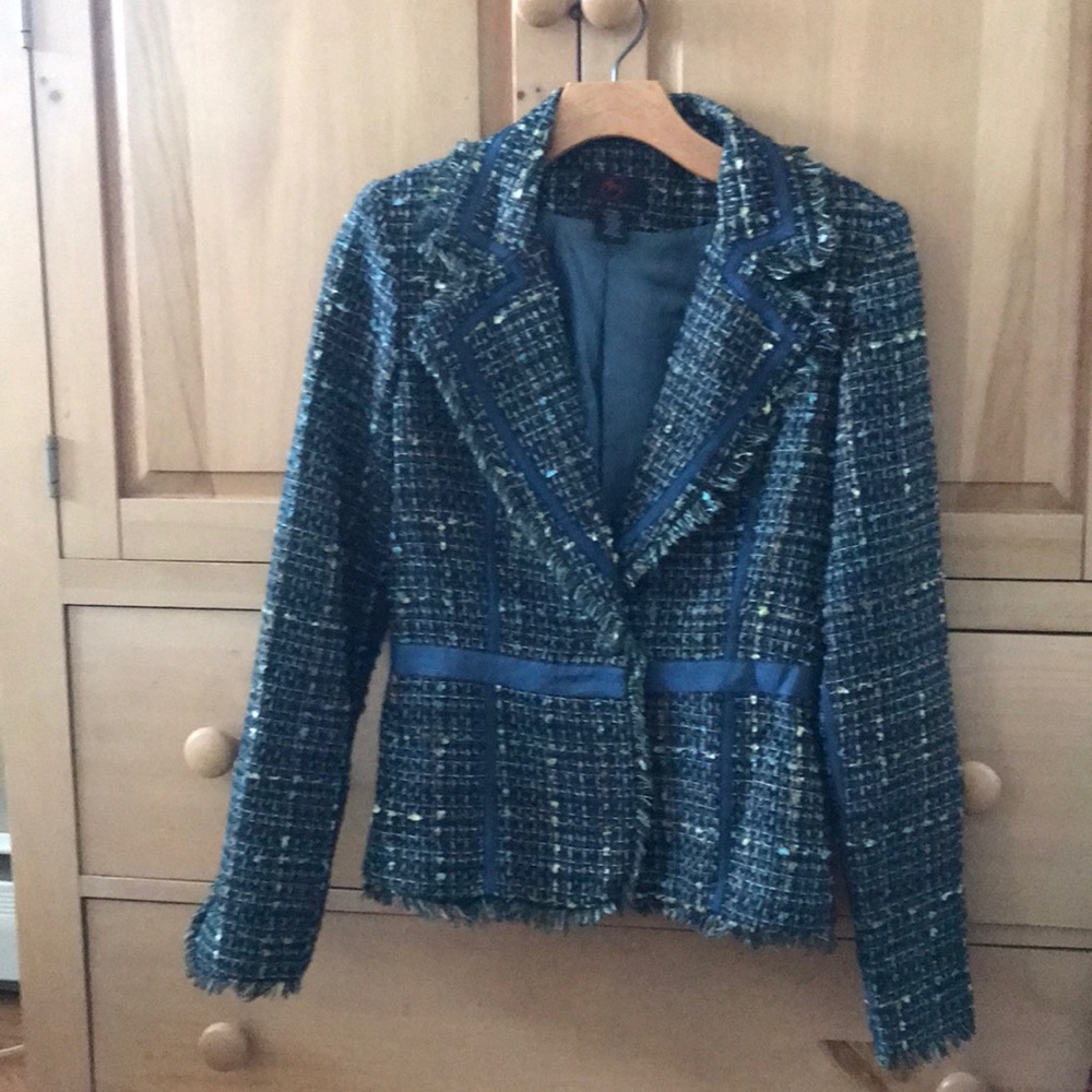 Chanel-style ribbon detailed blue green blazer